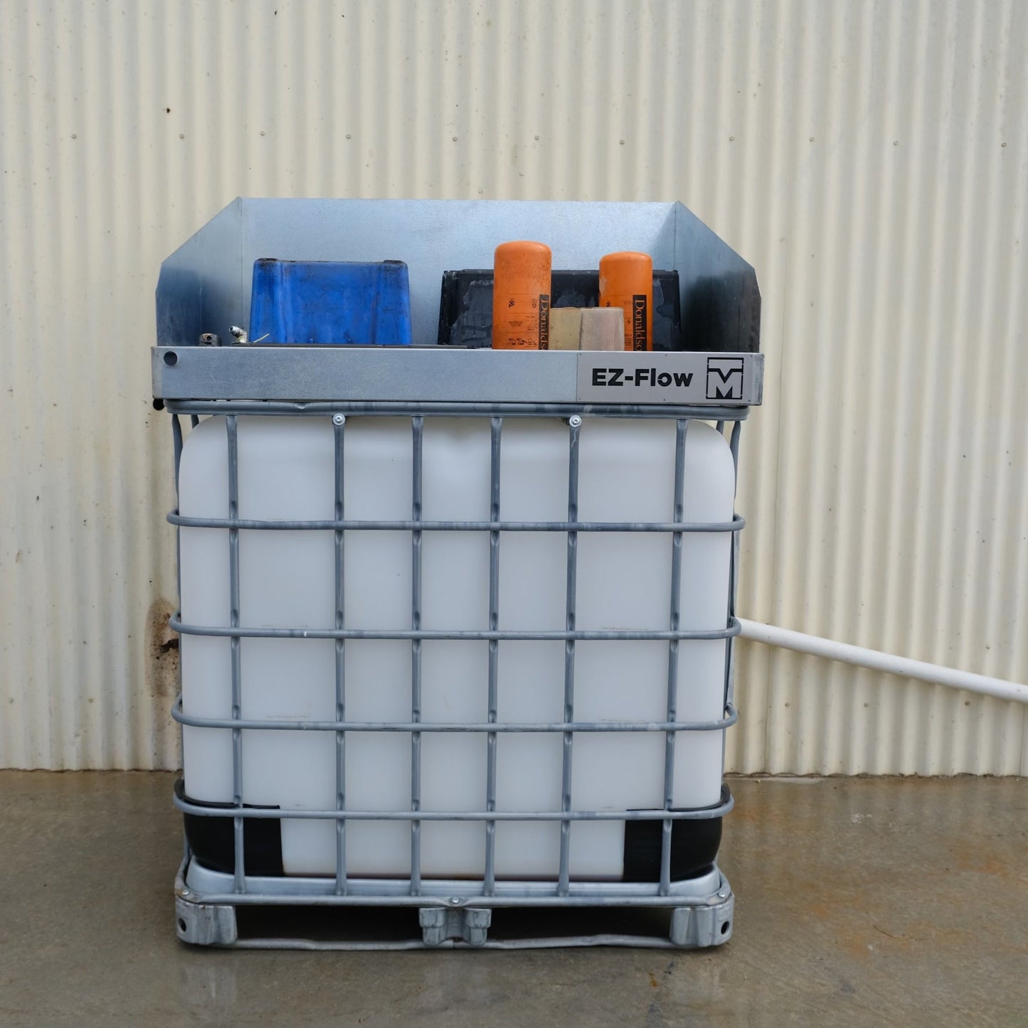 EZ-Flow base tray with Splashguard